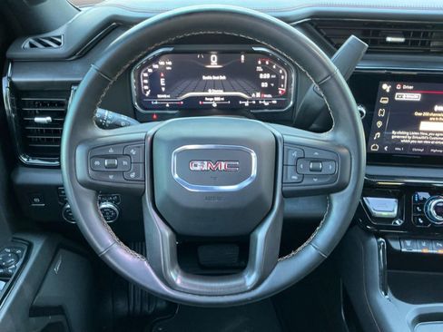 Used 2024 GMC Sierra 2500 AT4 w/ AT4 Premium Plus Package AWD/4WD image 12