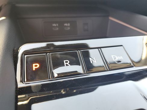 New 2025 Nissan Murano SL AWD/4WD image 22
