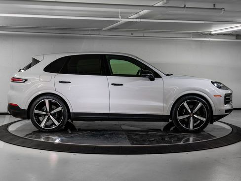 New 2026 Porsche Cayenne image 8