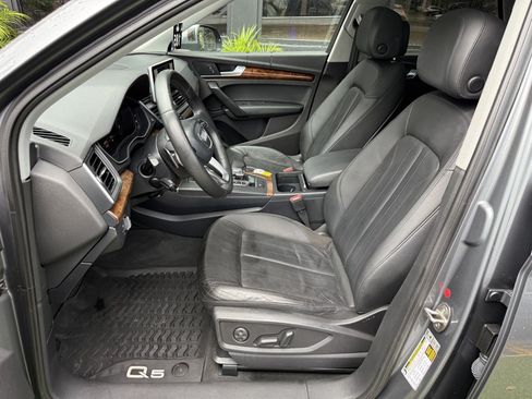 Used 2018 Audi Q5 2.0T Premium Plus w/ Premium Plus Package AWD/4WD image 13