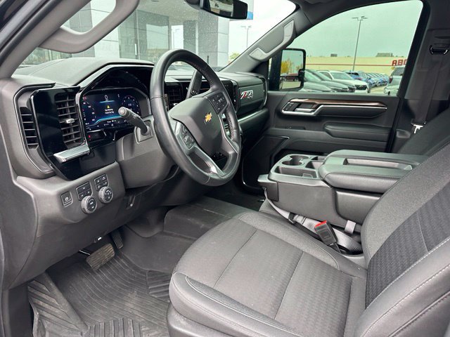 Used 2024 Chevrolet Silverado 2500 LT w/ All Star Edition AWD/4WD image 8