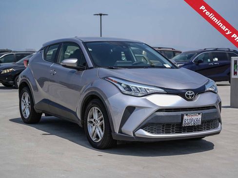 Used 2020 Toyota C-HR LE FWD image 3