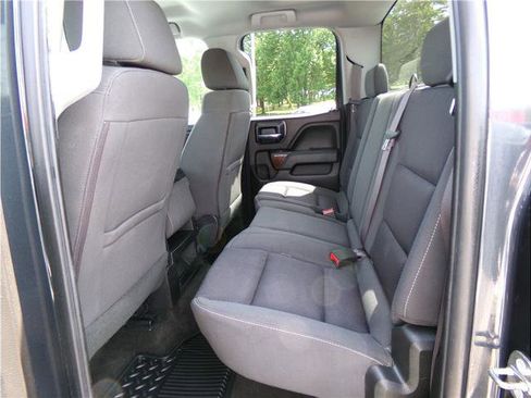 Used 2017 GMC Sierra 1500 SLE w/ SLE Value Package AWD/4WD image 8
