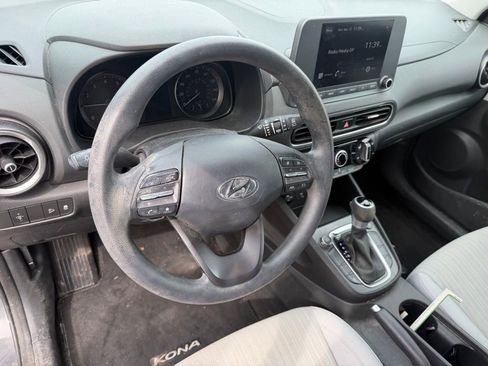 Used 2023 Hyundai Kona SEL image 7