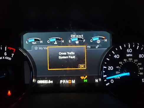 Used 2019 Ford Expedition XLT w/ Equipment Group 202A image 12