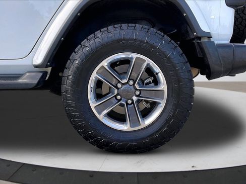 Certified 2022 Jeep Wrangler Unlimited Sahara w/ Cold Weather Group AWD/4WD image 35