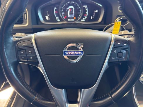 Used 2015 Volvo S60 T5 Premier image 16