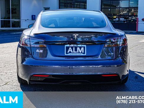 Used 2021 Tesla Model S Plaid image 11