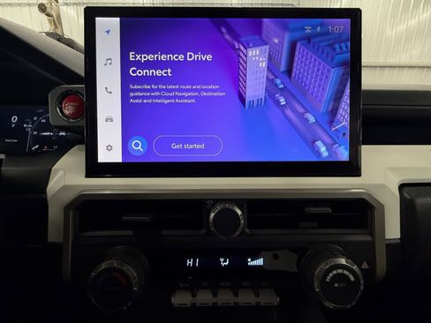 Used 2024 Toyota Tacoma TRD Off-Road image 19