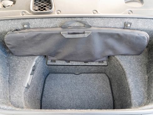 Used 2011 Audi R8 V8 image 44