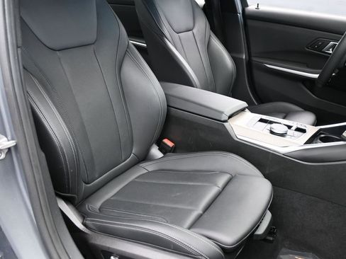 Used 2025 BMW 330i Sedan image 46