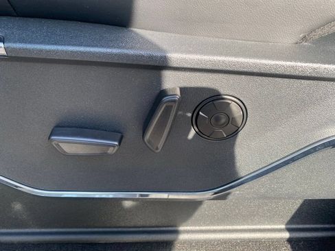 New 2026 Ford F250 Platinum AWD/4WD image 15