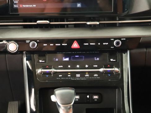 Used 2022 Kia Carnival SX FWD image 20