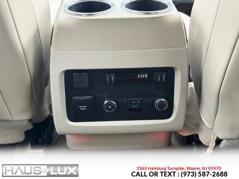 Used 2017 Lincoln Navigator Select image 36