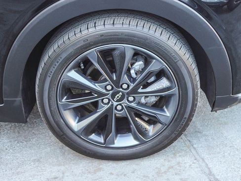 Used 2022 Chevrolet Bolt EUV Premier w/ Launch Edition image 11