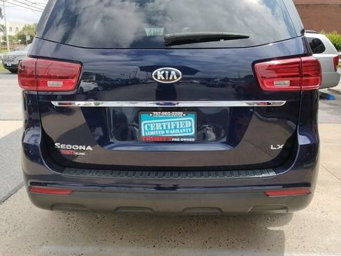 Used 2021 Kia Sedona LX FWD image 3