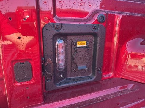 New 2025 Ford Maverick XLT w/ XLT Luxury Package image 13