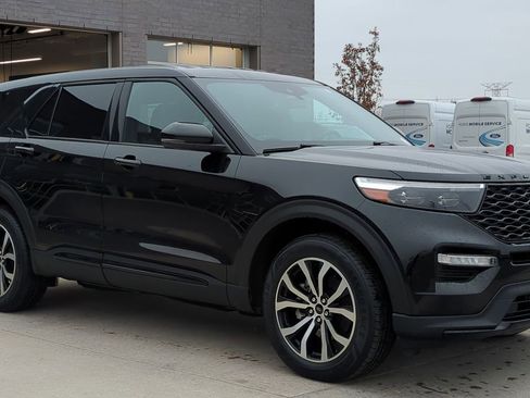 Certified 2021 Ford Explorer ST image 9