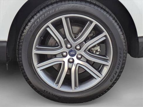 Used 2021 Ford Edge Titanium w/ Equipment Group 301A image 24