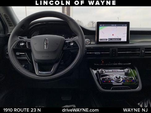 Certified 2022 Lincoln Corsair AWD w/ Equipment Group 101A image 23