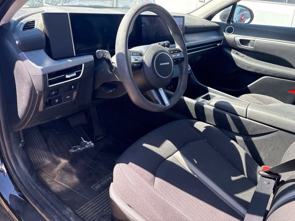 Used 2024 Hyundai Sonata SEL FWD image 3