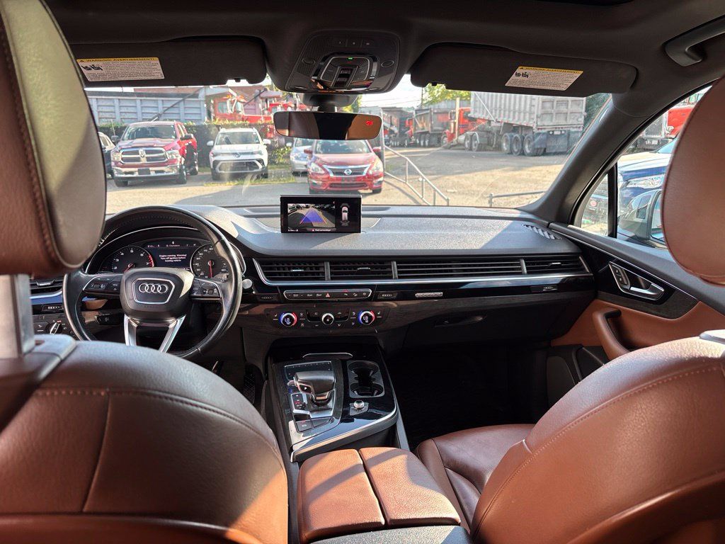 Used 2019 Audi Q7 3.0T Premium w/ Convenience Package AWD/4WD image 22