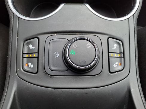 Used 2019 GMC Terrain SLE w/ Driver Convenience Package AWD/4WD image 17