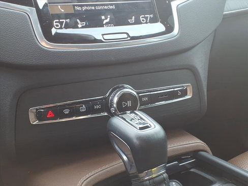 Used 2022 Volvo XC90 T6 Inscription w/ Advanced Package image 8