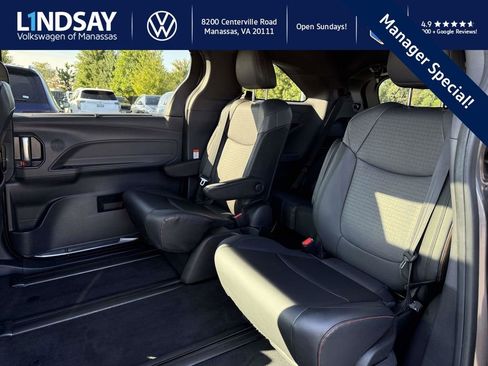 Used 2021 Toyota Sienna XSE image 10