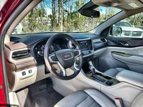 Certified 2017 GMC Acadia Denali w/ Technology Package image 10