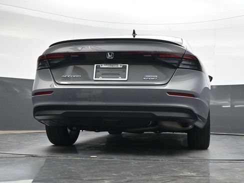 Used 2025 Honda Accord Sport image 34