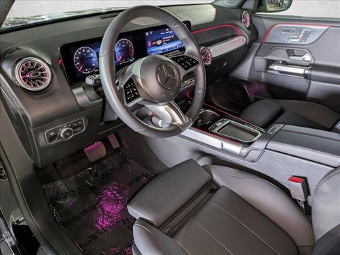 Certified 2025 Mercedes-Benz GLB 250 image 10