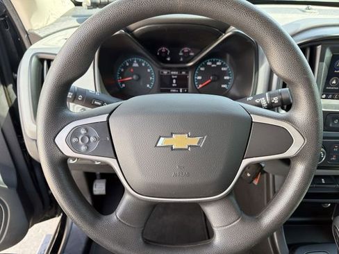 Used 2022 Chevrolet Colorado W/T w/ Custom Special Edition AWD/4WD image 16