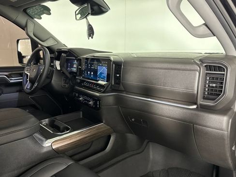 Certified 2025 Chevrolet Silverado 2500 LT w/ Trail Boss Package AWD/4WD image 37