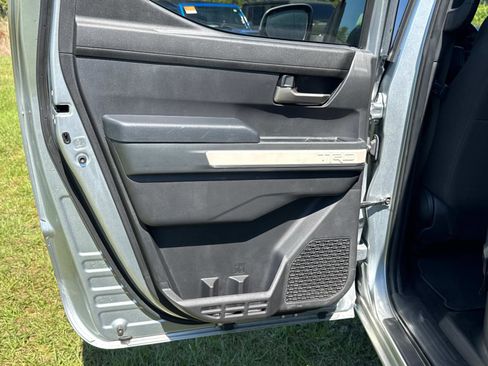 Used 2024 Toyota Tacoma TRD Off-Road image 12