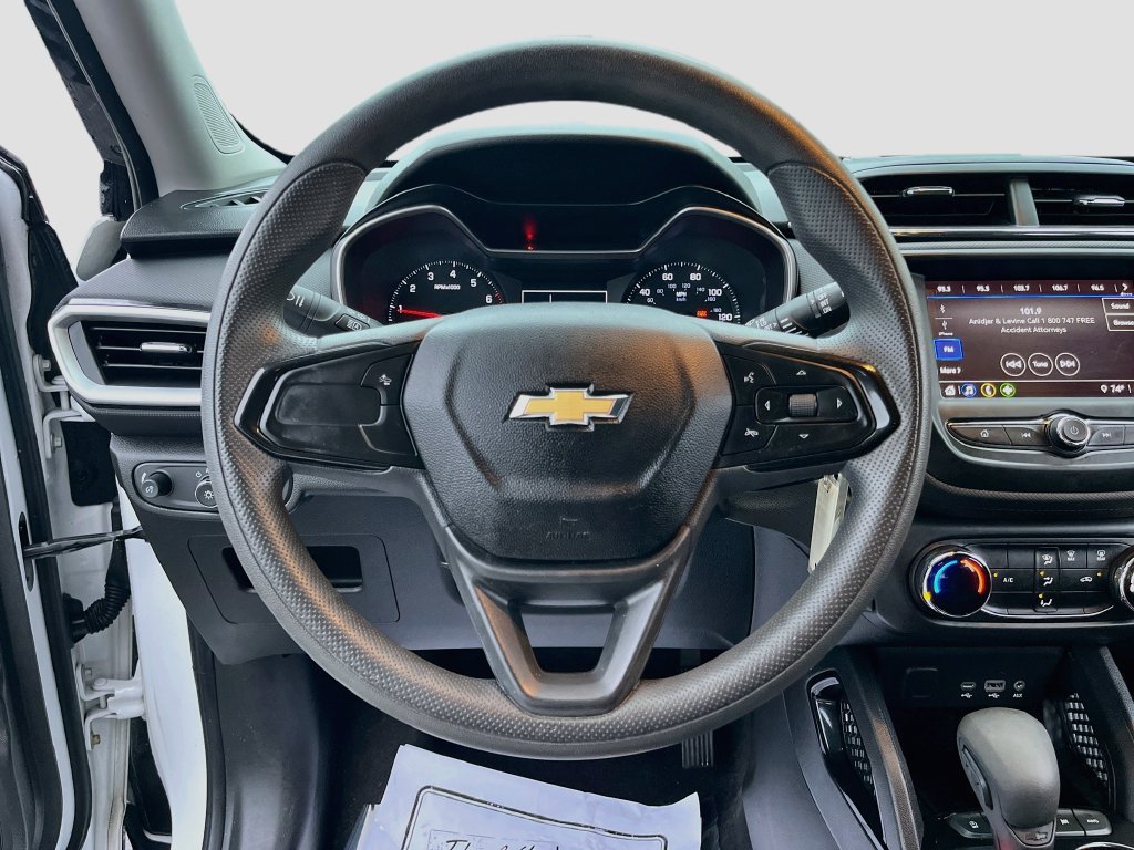 Used 2021 Chevrolet TrailBlazer LS AWD/4WD image 11
