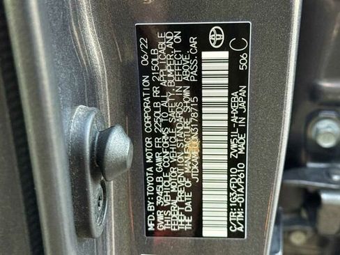 Used 2022 Toyota Prius LE image 24