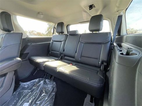 New 2025 Ford Expedition Max Platinum w/ Driver's Package image 20