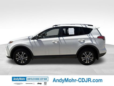 Used 2018 Toyota RAV4 LE w/ All Weather Liner Package AWD/4WD image 4