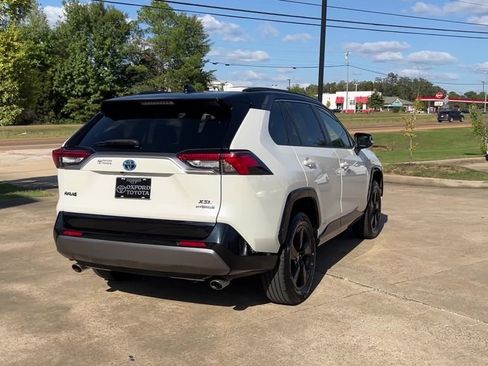 Used 2021 Toyota RAV4 XSE w/ XSE Grade Weather Package image 6