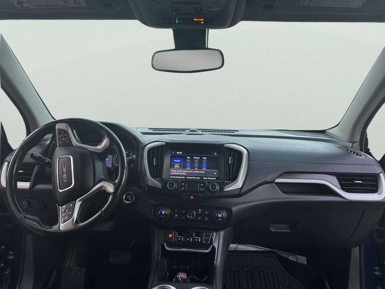 Used 2019 GMC Terrain SLT w/ Preferred Package AWD/4WD image 16