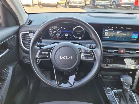 Used 2024 Kia Seltos S image 17