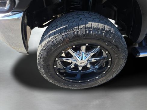 Used 2018 RAM 2500 SLT w/ Luxury Group AWD/4WD image 32