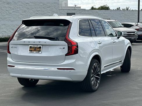 New 2026 Volvo XC90 B6 Plus image 4