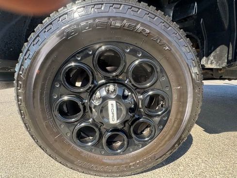 Used 2019 Ford F350 Platinum w/ Platinum Ultimate Package image 22