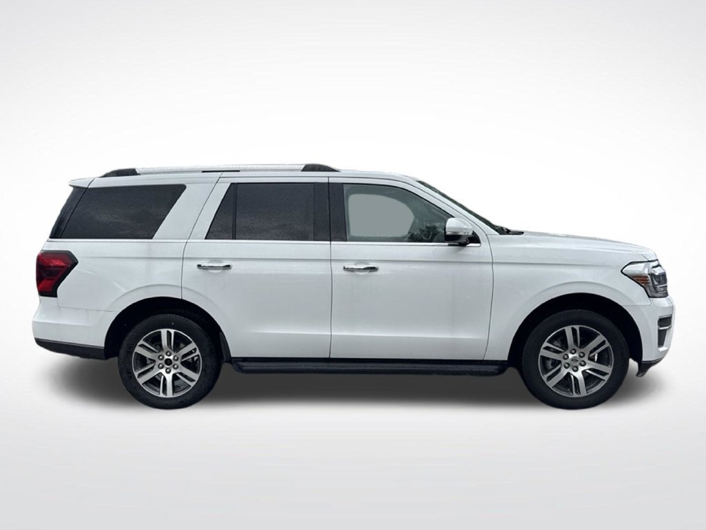 Used 2024 Ford Expedition Limited RWD image 4