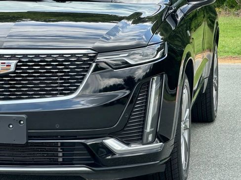 Used 2022 Cadillac XT6 Premium Luxury AWD/4WD image 47