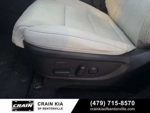 Certified 2022 Kia Telluride SX w/ Nightfall Edition Package image 12