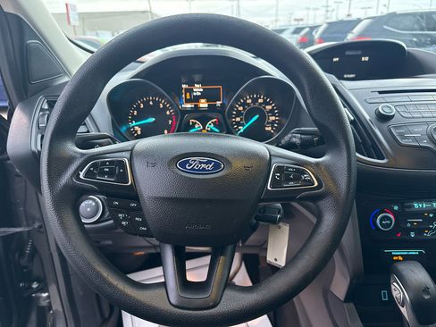 Used 2018 Ford Escape SE image 16