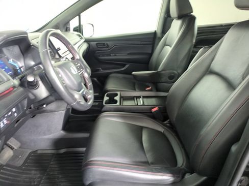Used 2024 Honda Odyssey Sport image 9